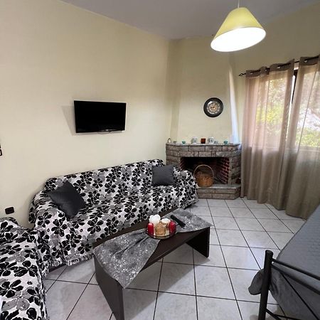 Village Apartment ماراثياس المظهر الخارجي الصورة